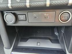 2025 Mitsubishi
Triton GLS