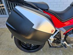 2015 DUCATI MULTISTRADA S TOURING Red