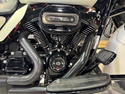 2018 Harley-davidson FLHXS STREET GLIDE SPECIAL Bonneville Salt Denim