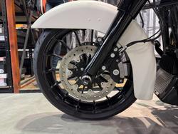2018 Harley-davidson FLHXS STREET GLIDE SPECIAL Bonneville Salt Denim