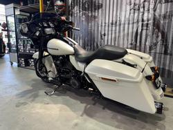 2018 Harley-davidson FLHXS STREET GLIDE SPECIAL Bonneville Salt Denim