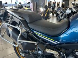 2022 CFMOTO 800MT Touring MT Blue