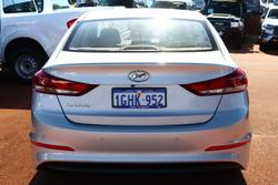 2017 Hyundai Elantra Active