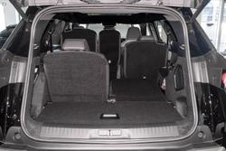 2025 Peugeot 5008 GT Premium Hybrid P74 MY25 Nera Black
