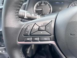 2025 Nissan Navara PRO-4X