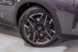 2025 Peugeot 5008 GT Premium Hybrid P74 MY25 Titanium Grey