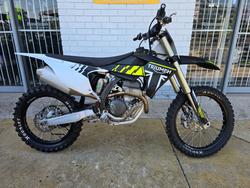 Triumph TF 250-X