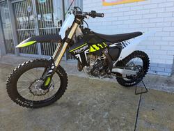 2024 Triumph TF 250-X Black