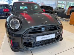 2024 MINI Cooper JCW Favoured