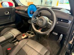 2024 MINI Cooper JCW Favoured