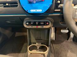 2024 MINI Cooper JCW Favoured