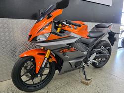 2022 Yamaha YZF-R3 ORANGE