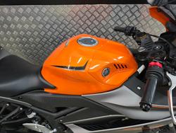 2022 Yamaha YZF-R3 ORANGE