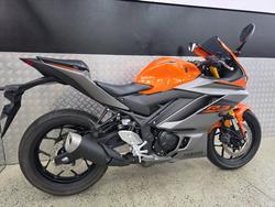 2022 Yamaha YZF-R3 ORANGE