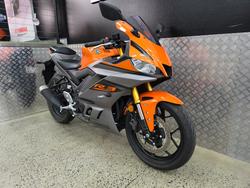 2022 Yamaha YZF-R3 ORANGE