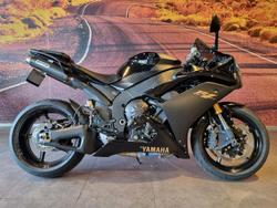 Yamaha YZF-R1