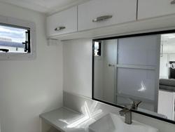 2025 Supreme 1990_R_K1e3_T Sunray 19'9