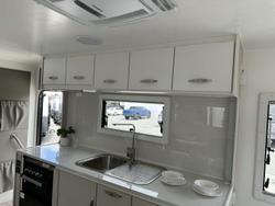 2025 Supreme 1990_R_K1e3_T Sunray 19'9