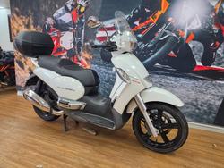 2012 APRILIA SCARABEO 300ie WHITE