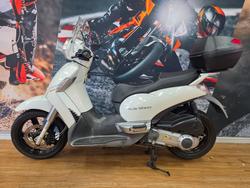 2012 APRILIA SCARABEO 300ie WHITE