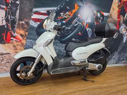 2012 APRILIA SCARABEO 300ie WHITE