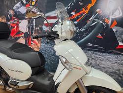 2012 APRILIA SCARABEO 300ie WHITE