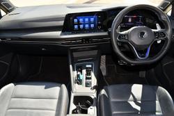 2022 Volkswagen
Golf R