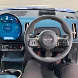 2025 MINI Countryman C Favoured