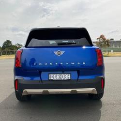 2025 MINI Countryman C Favoured