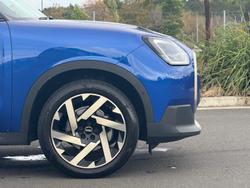 2025 MINI Countryman C Favoured