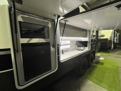 2025 Zone RV Expedition Hard Top