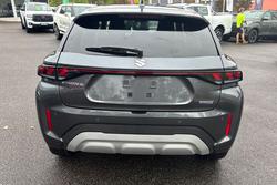 2025 Suzuki
Fronx