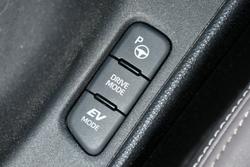 2022 Toyota Yaris ZR Hybrid