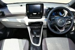 2022 Toyota Yaris ZR Hybrid