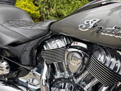 2024 Indian ROADMASTER CLASSIC Metalic Black