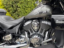 2024 Indian ROADMASTER CLASSIC Metalic Black