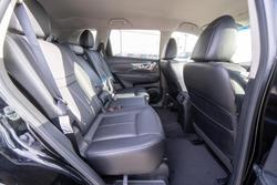 2014 Nissan
                X-TRAIL ST-L