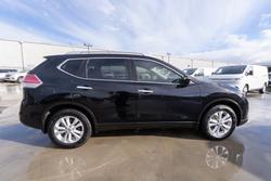 2014 Nissan
                X-TRAIL ST-L