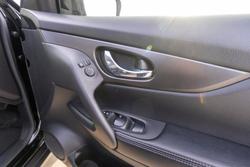 2014 Nissan
                X-TRAIL ST-L