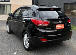 2011 Hyundai ix35 Highlander LM MY11 AWD Phantom Black