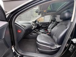 2011 Hyundai ix35 Highlander LM MY11 AWD Phantom Black