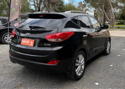 2011 Hyundai ix35 Highlander LM MY11 AWD Phantom Black