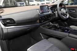 2025 Nissan X-TRAIL ST