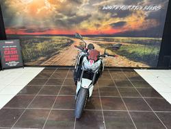2022 Kawasaki Z900 SUPERNAKED WHITE