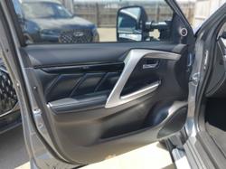 2016 Mitsubishi Pajero Sport Exceed