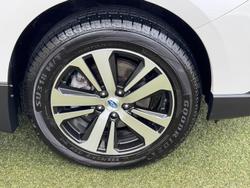2019 Subaru
Outback 2.5i