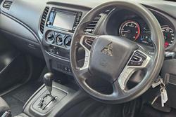 2021 Mitsubishi Triton GLX