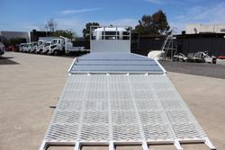 2017 Isuzu F Series FSR140/120-260 WHITE