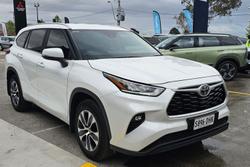 2022 Toyota
                Kluger GXL