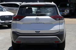 2025 Nissan X-TRAIL ST